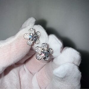 Moissanite GRA Certified Elegant Silver Flower Stud Earrings